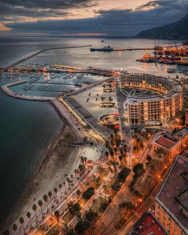 Salifornia Casa Vacanze Apartment Salerno Luaran gambar