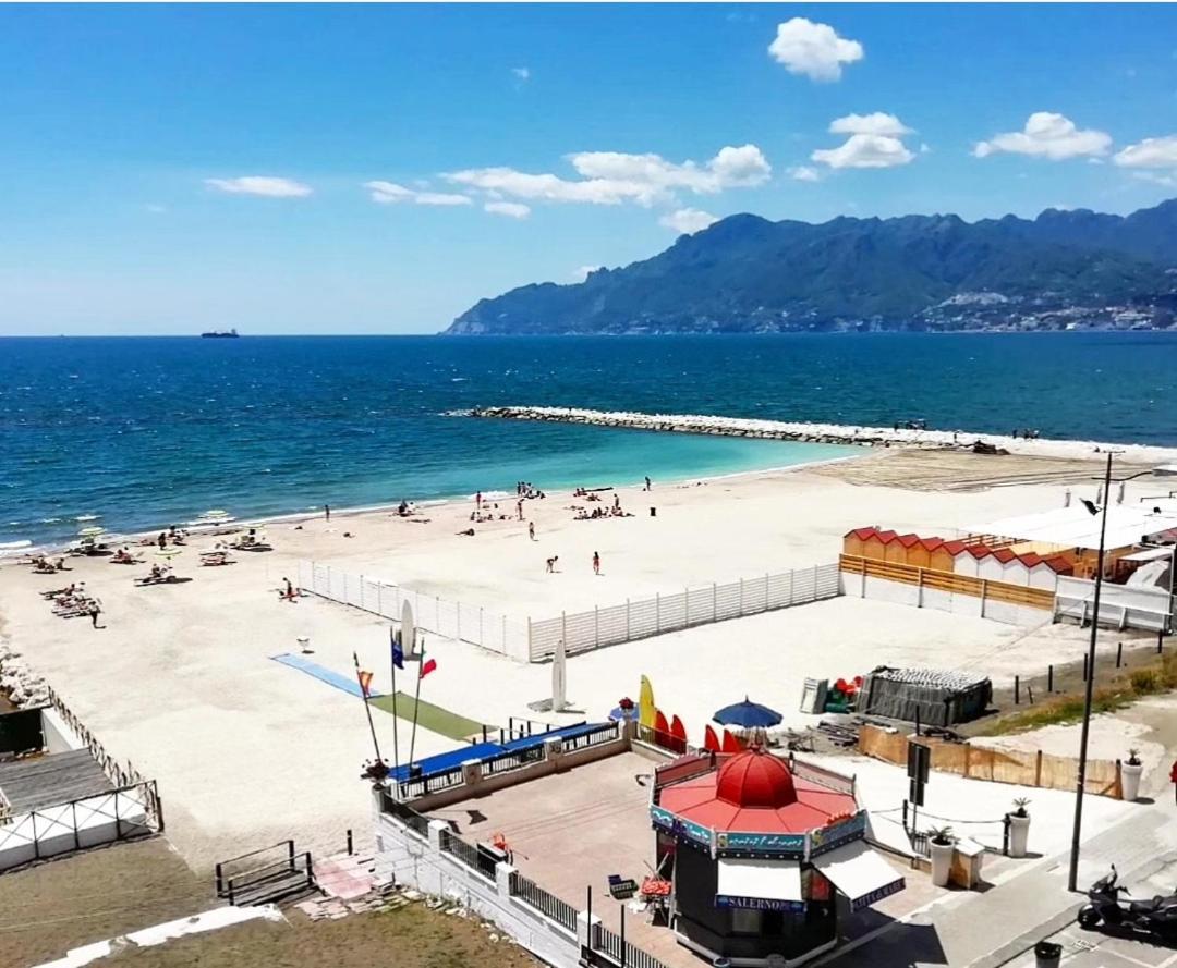 Salifornia Casa Vacanze Apartment Salerno Luaran gambar